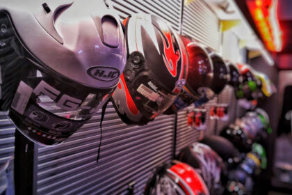 Comment choisir vos équipements de moto sportive sans vous tromper ?