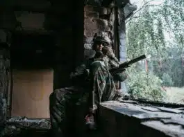 La pratique de l’airsoft chez les jeunes : législation et sensibilisation en 2024